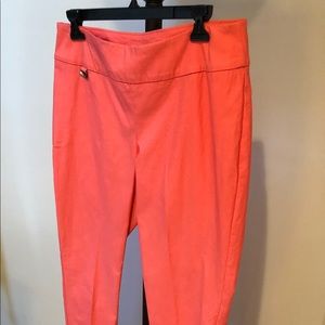 PECK & PECK Sz 12 Stretch Capris Apricot Pants